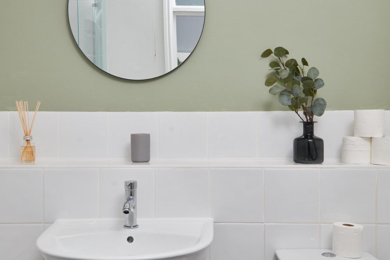 Wonderful Apartment In Bath With Garden - Sleeps 8 Luaran gambar