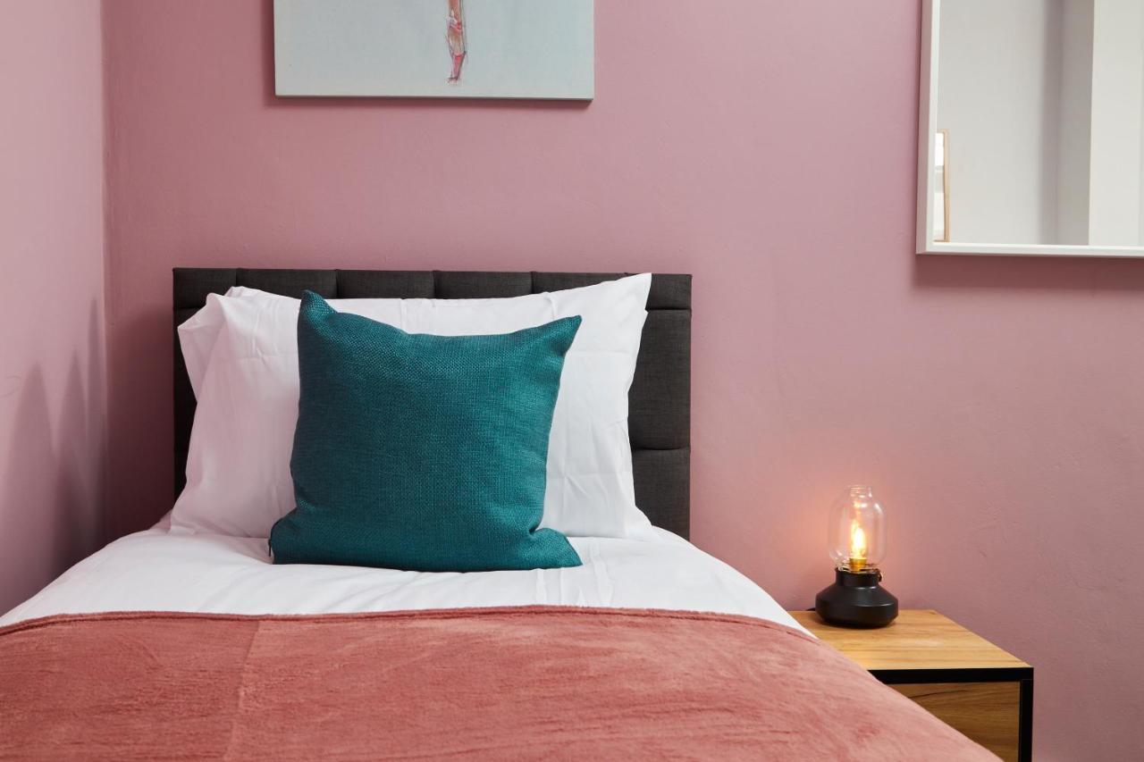 Wonderful Apartment In Bath With Garden - Sleeps 8 Luaran gambar